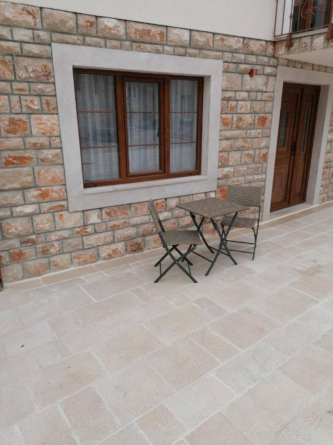 Vila Mira Trebinje Exterior foto