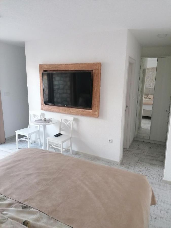 Vila Mira Trebinje Exterior foto